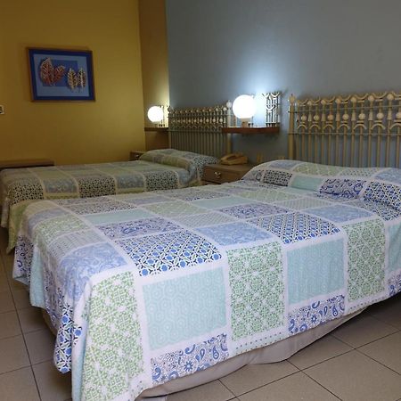 Hotel America Colima Extérieur photo