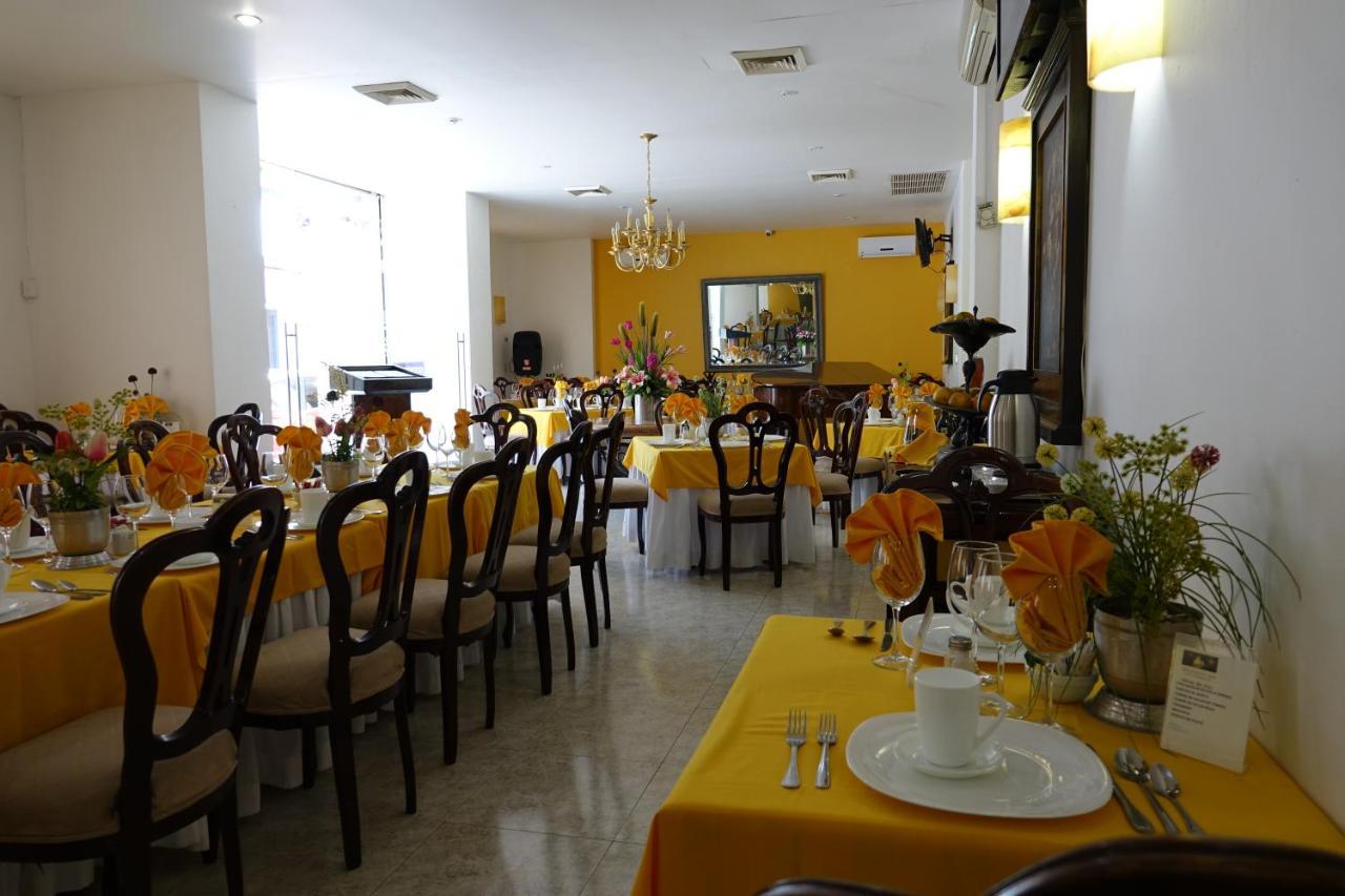 Hotel America Colima Extérieur photo