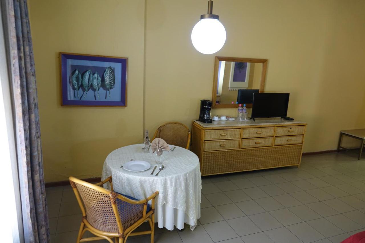 Hotel America Colima Extérieur photo