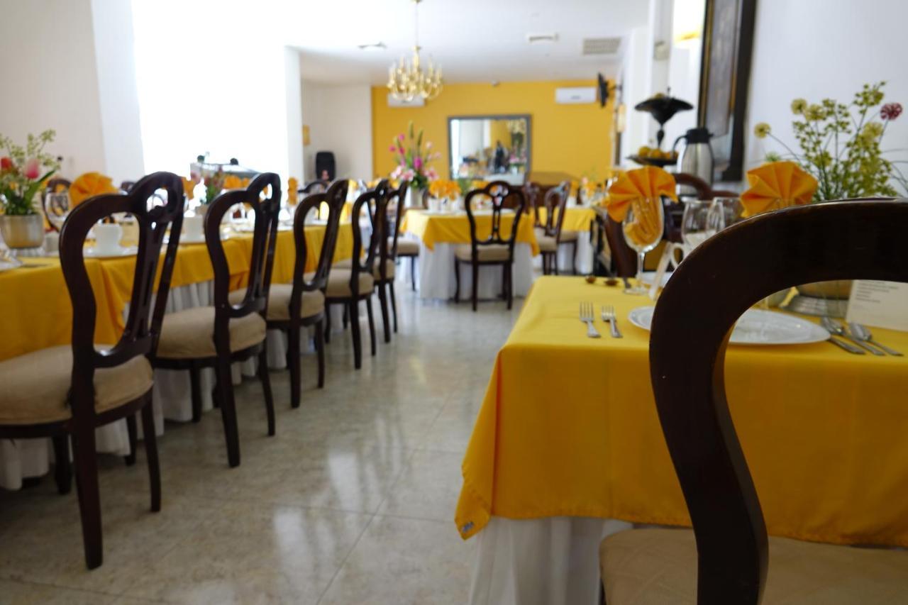 Hotel America Colima Extérieur photo
