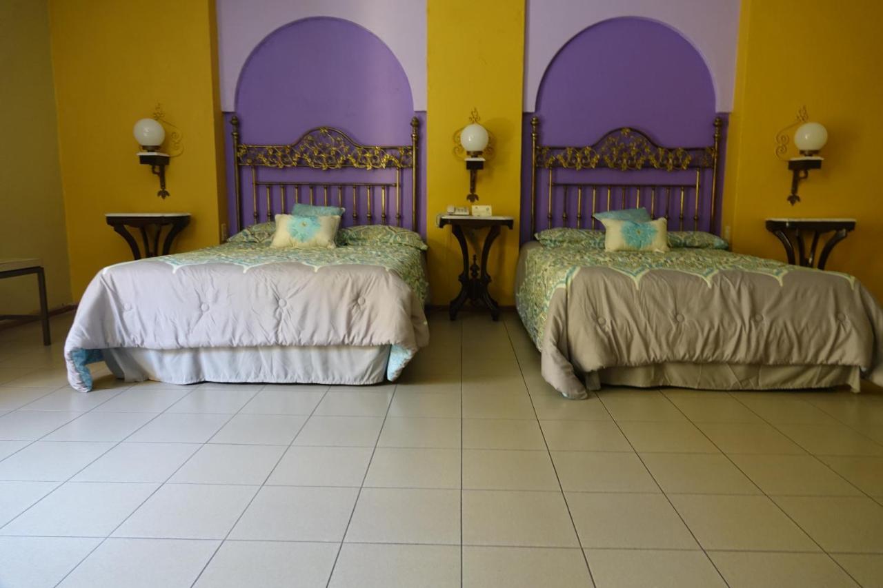 Hotel America Colima Extérieur photo