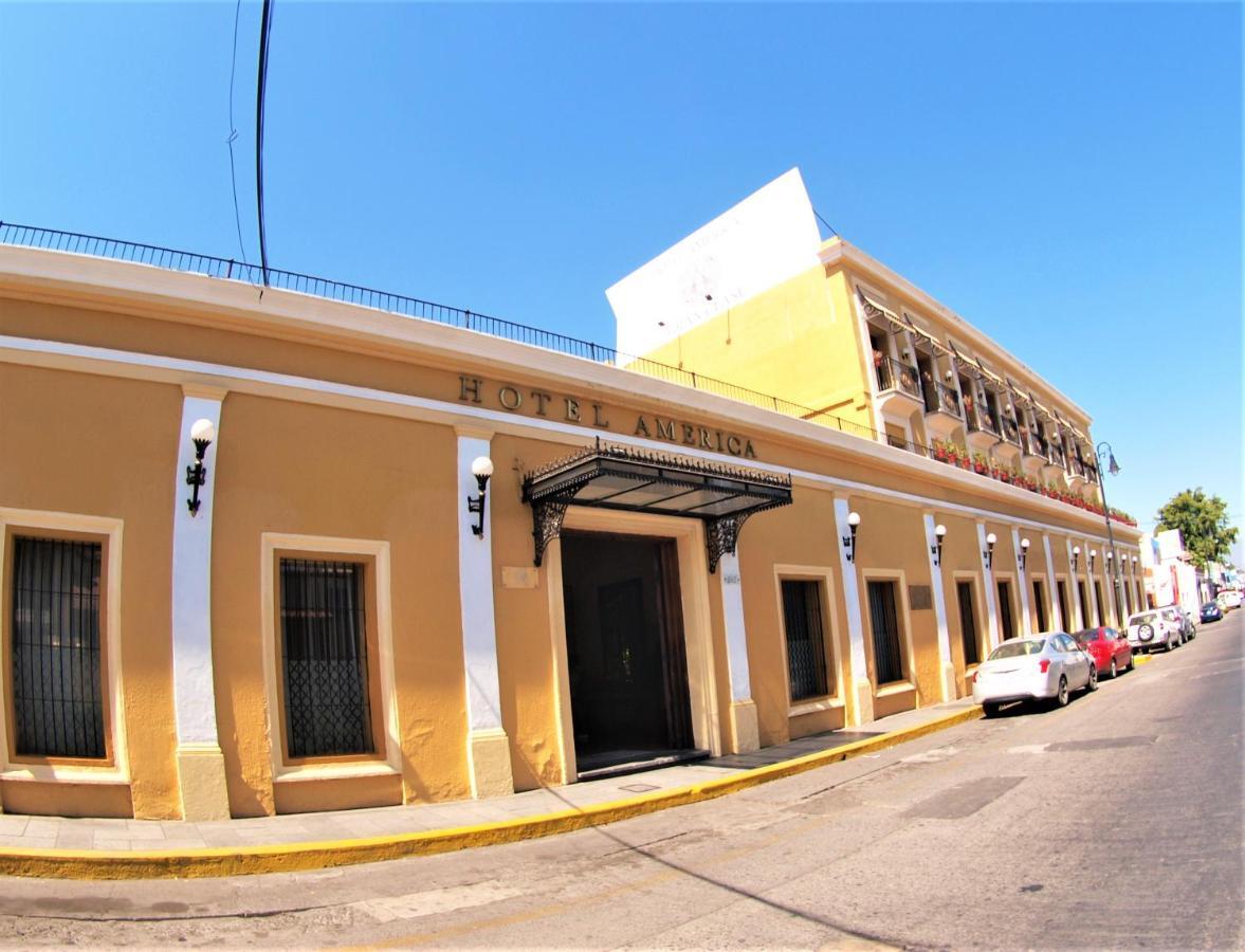 Hotel America Colima Extérieur photo